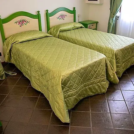 Apartmán La Food & Drink For Rent - No Reception - *